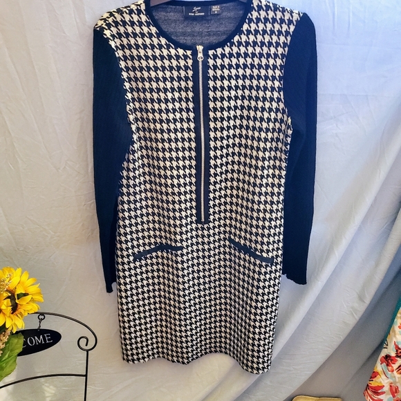 208- Lennie by Nina Leonard Houndstooth Faux pockets front zipper dress - Picture 2 of 9